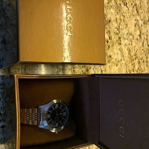 Gucci Men’s Watch - never worn!